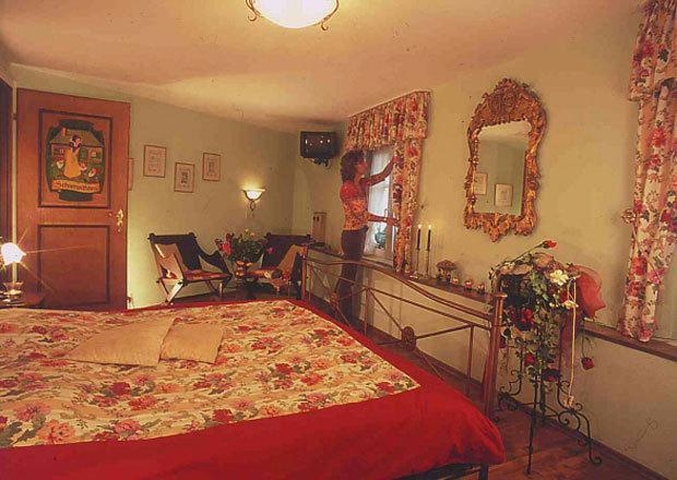 Maerchenhotel Bernkastel-Kues Habitación foto
